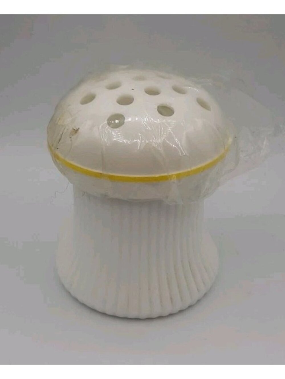 Vintage Rare Avon Sonnet Skin Softener Mushroom White Milk Glass Jar Empty